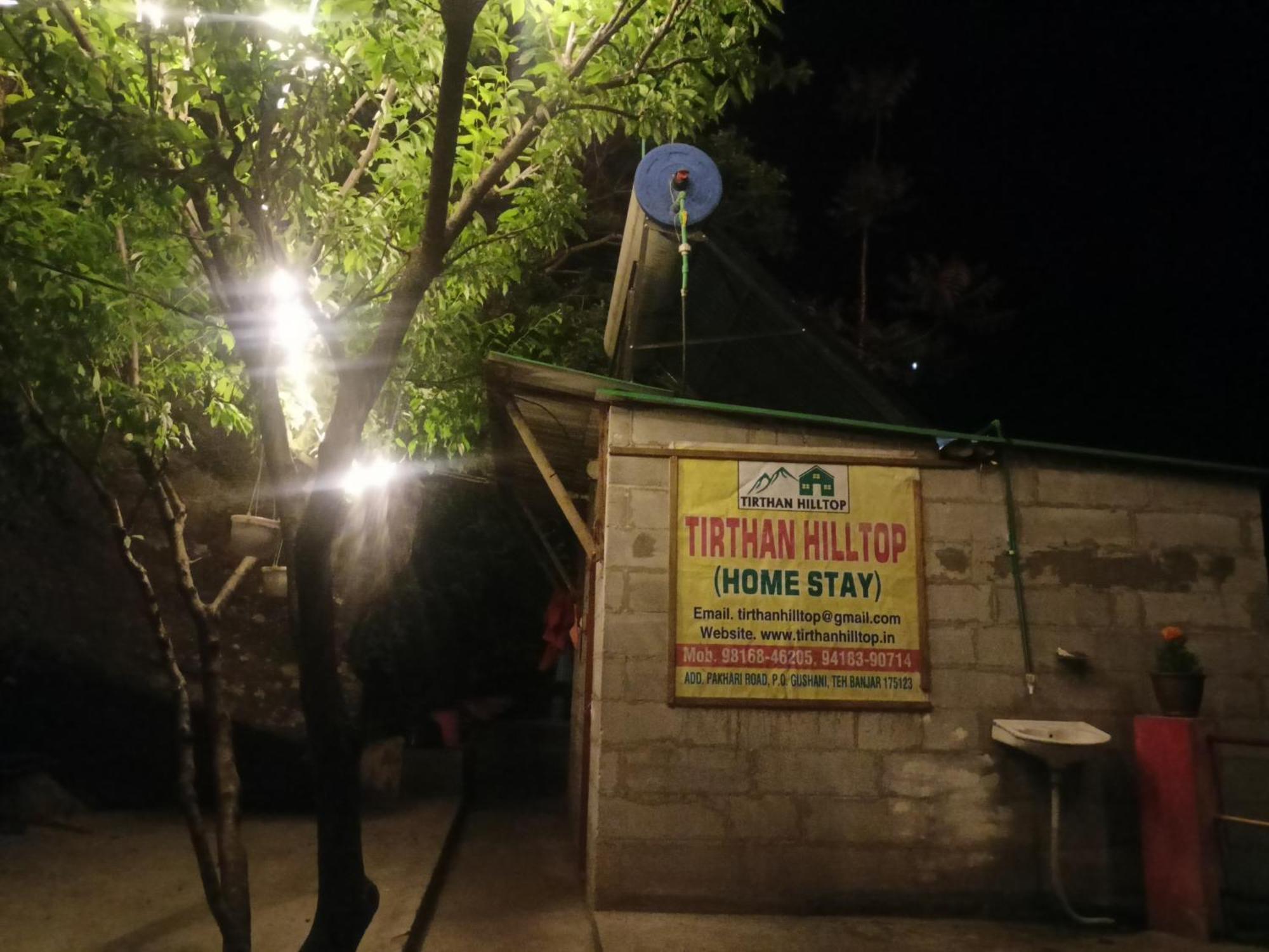 Tirthan Hilltop Home Stay Banjār エクステリア 写真